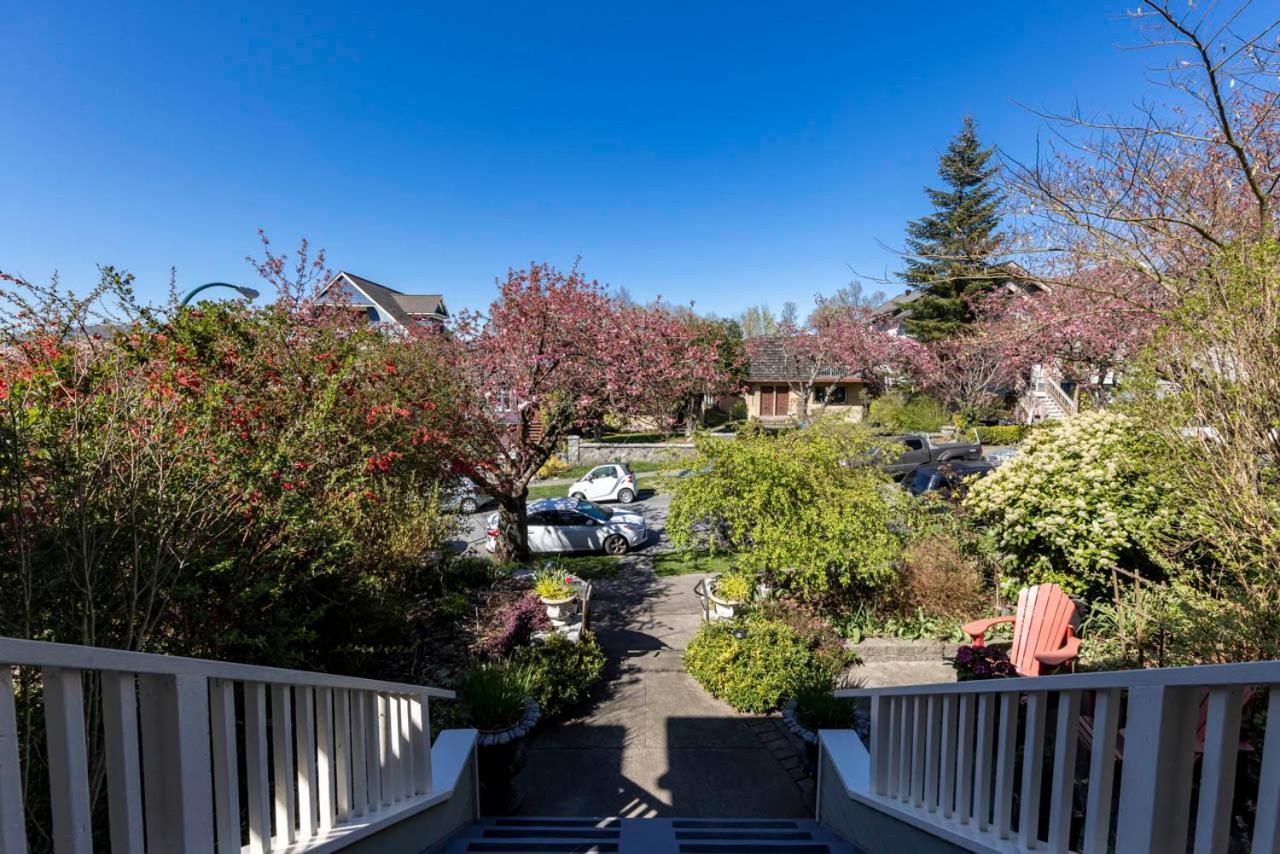 The Ivy On Parker Guest House Vancouver Exterior foto